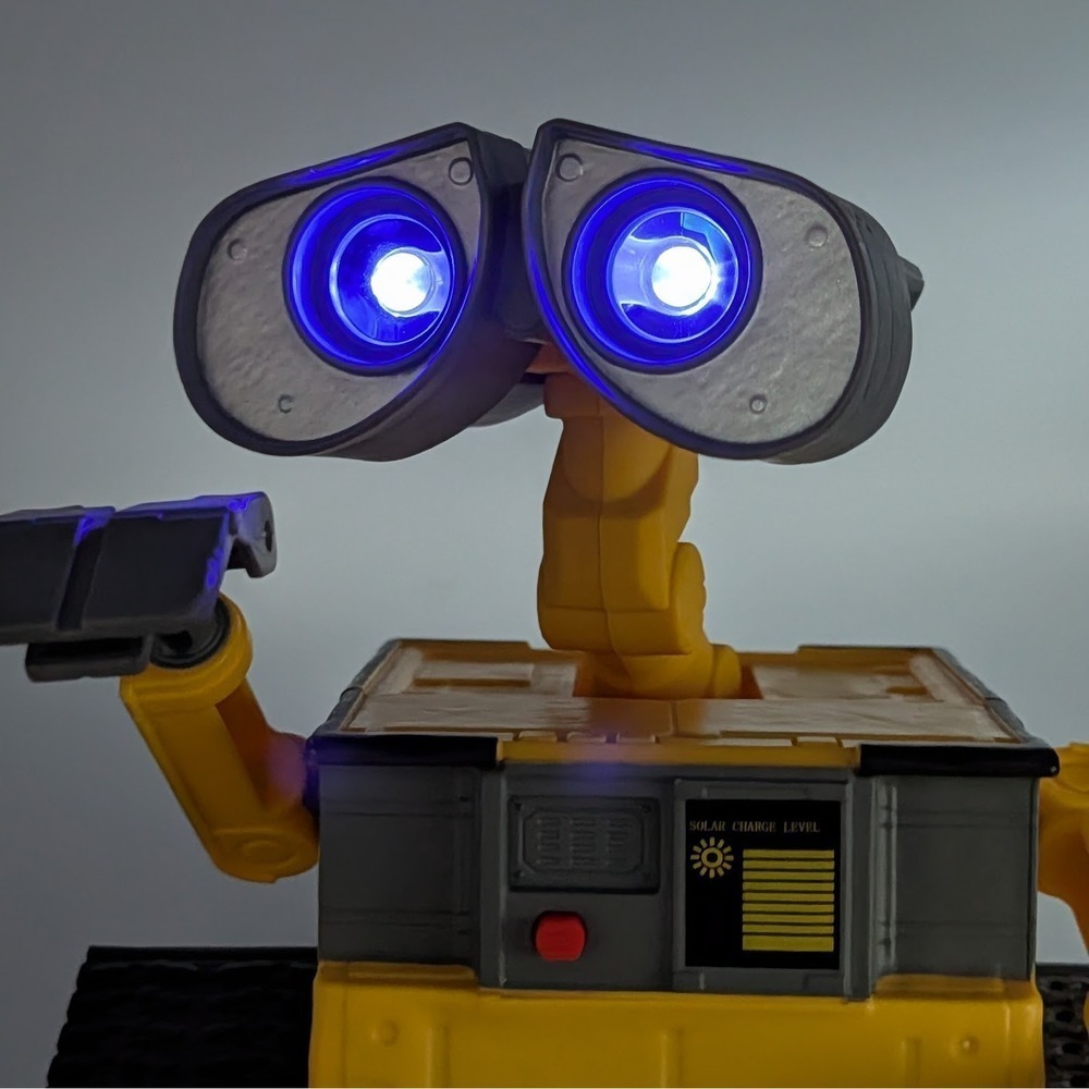 Disney Pixar Wall-E Mattel GPN30 Interactive Robot Light Up Sound No Remote